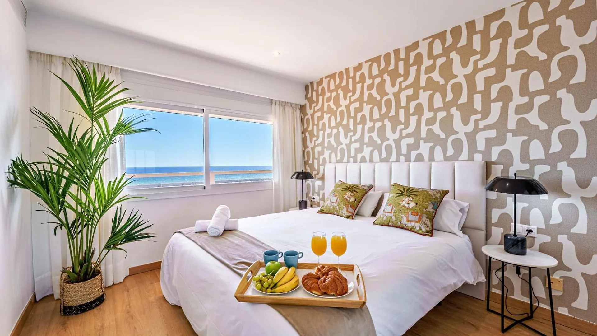 Sunset Malaga Spectacular Central Sea Views Fuengirola